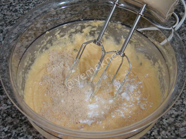 Linzer Kurabiye (Marmelatlı Kurabiye) - Yapılışı (4/16) 